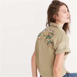 Madewell tie front embroidered Safari top L